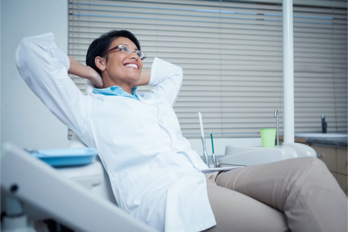 Should Dentists Still Purchase Used Dental Equipment Online?