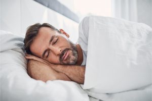 Changing sleep habits to avoid snoring